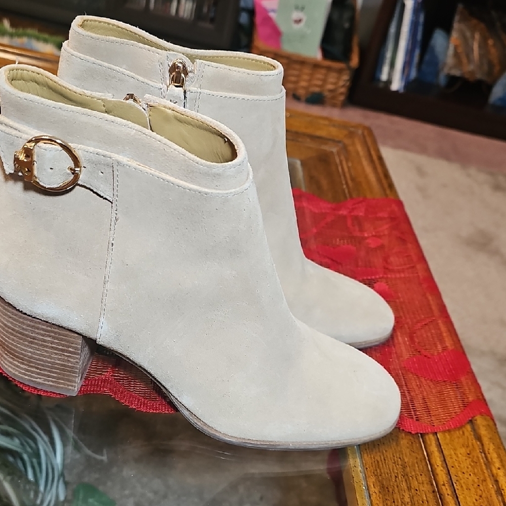 Tory Burch Light Beige Ankle Boots with Gold Accent